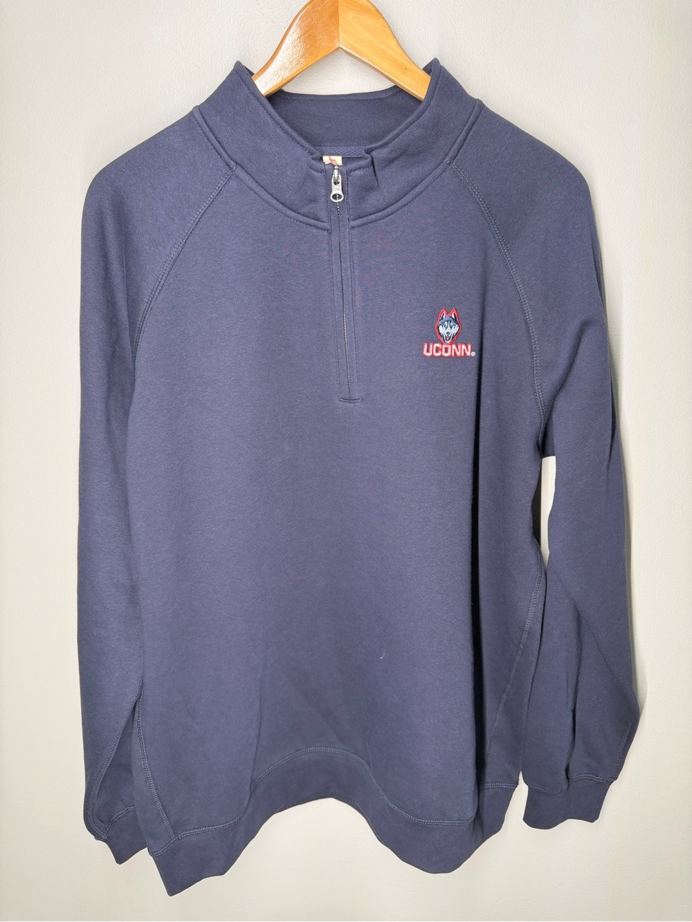 UConn Huskies Men’s XL Quarter Zip Pullover Sweatshirt NCAA League Navy Blue NEW